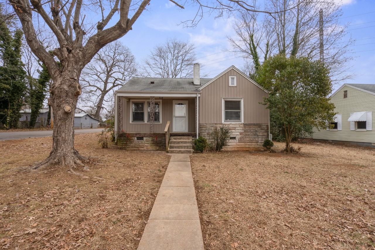 501 Hoover Dr #1 - Photo 2 of 10