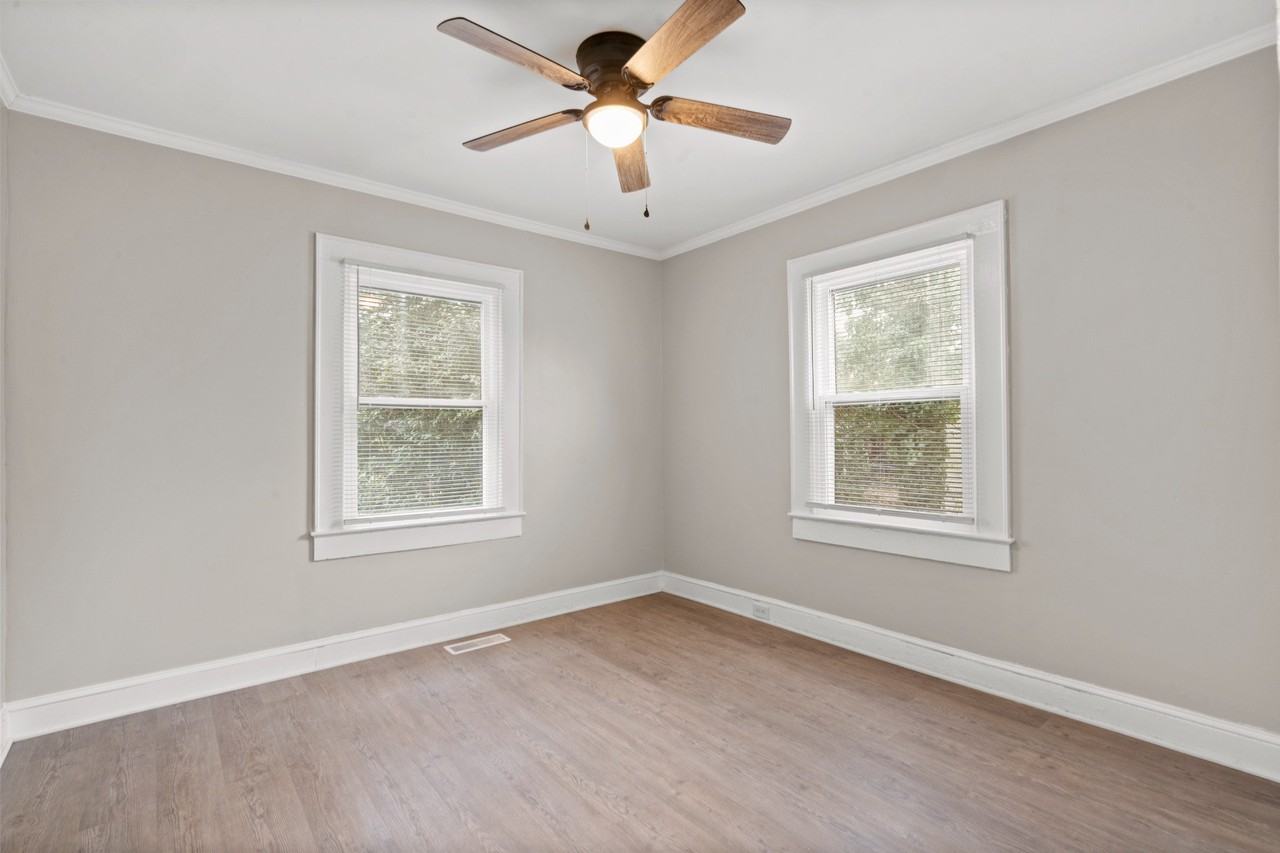 501 Hoover Dr #1 - Photo 6 of 10
