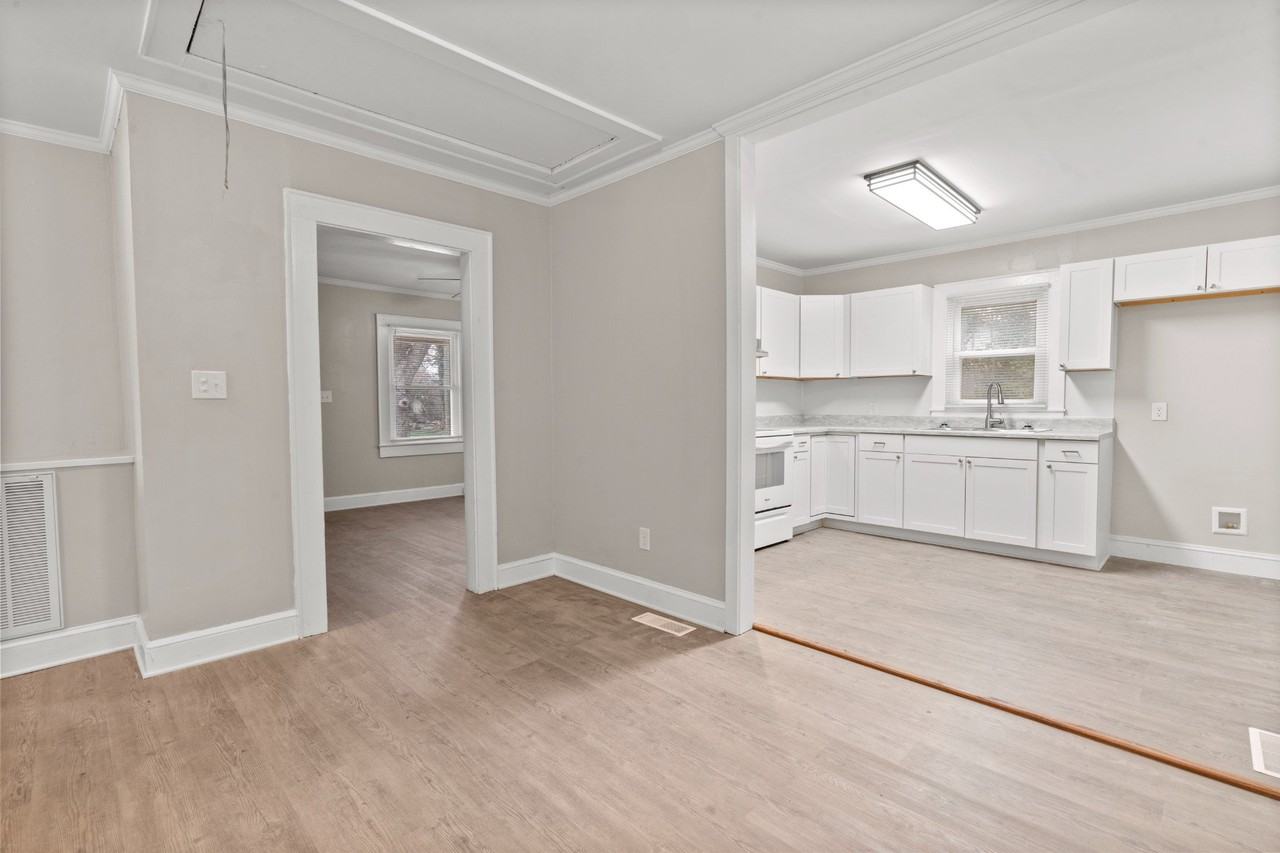 501 Hoover Dr #1 - Photo 7 of 10