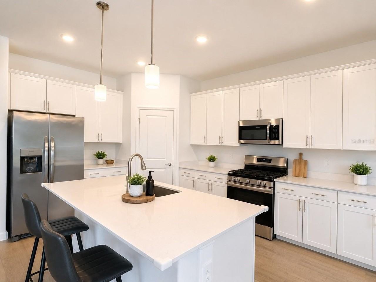 15115 Sea Salt Way - Photo 7 of 50