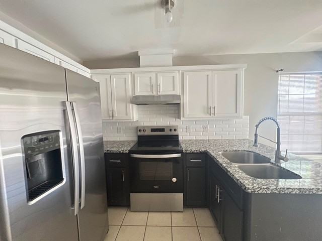 2207 Candlelight Ln #1 - Photo 3 of 10