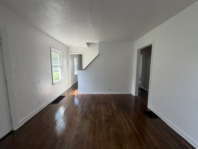 1306 N Kaley St #1 - Photo 2 of 23