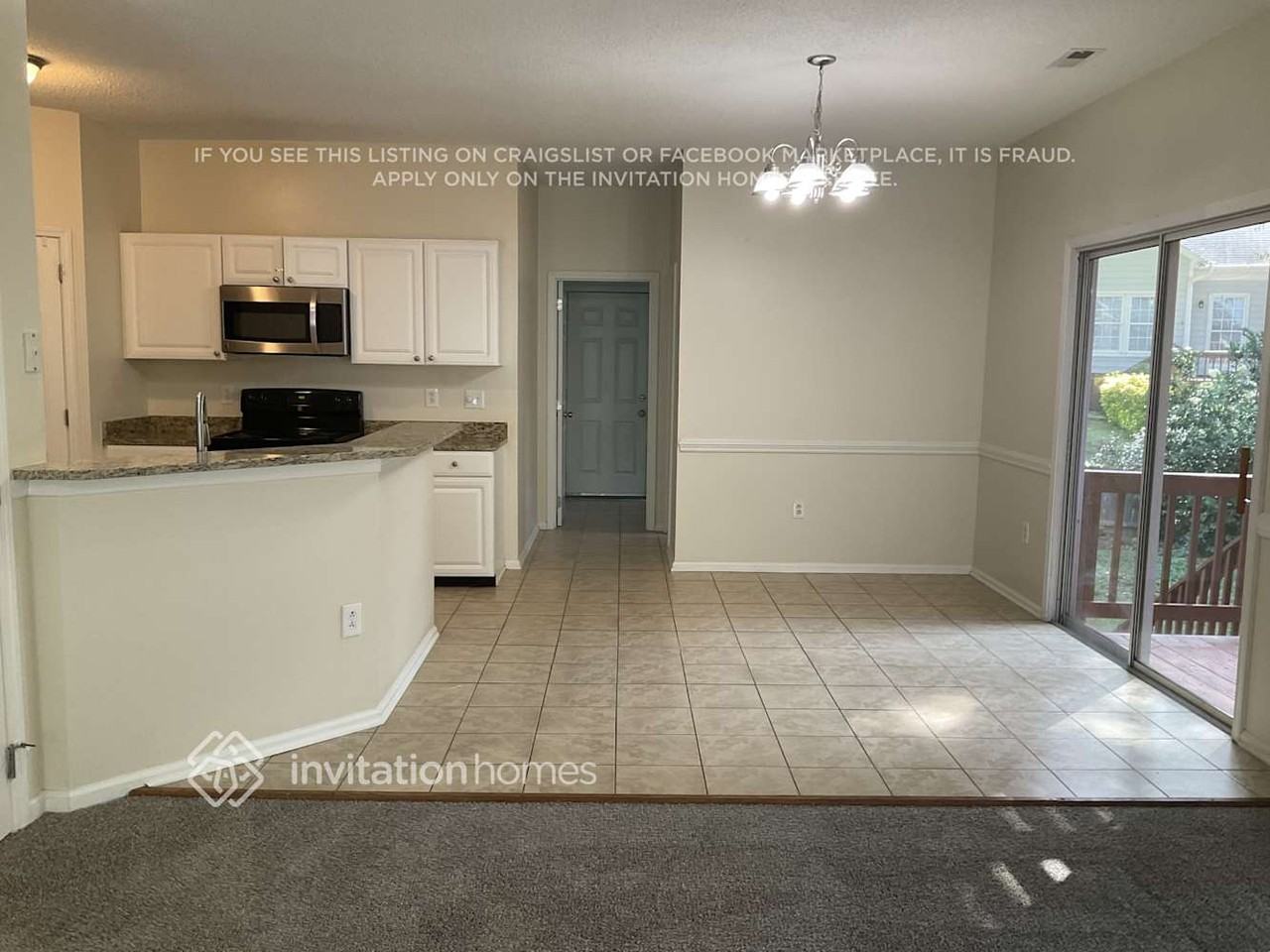 8728 Oakham St - Photo 6 of 15
