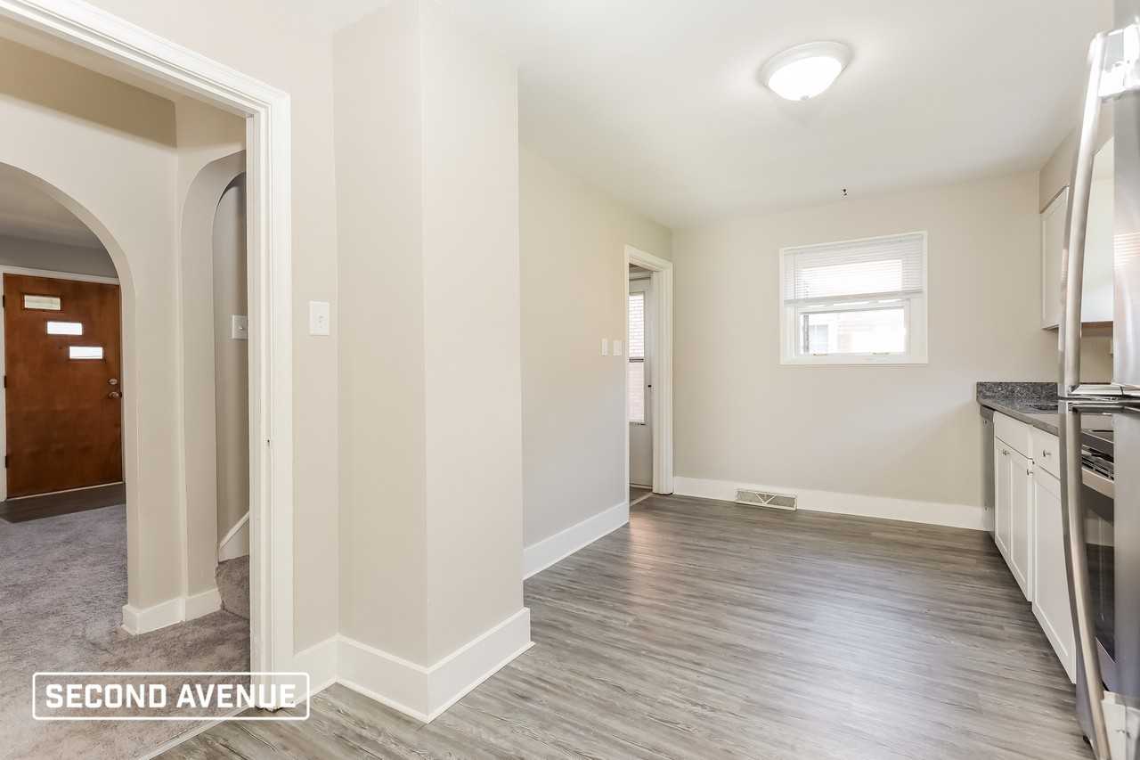 2405 Kane Rd - Photo 3 of 15