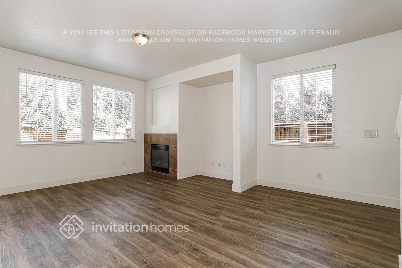 5289 Moonlit Bay Way - Photo 7 of 18