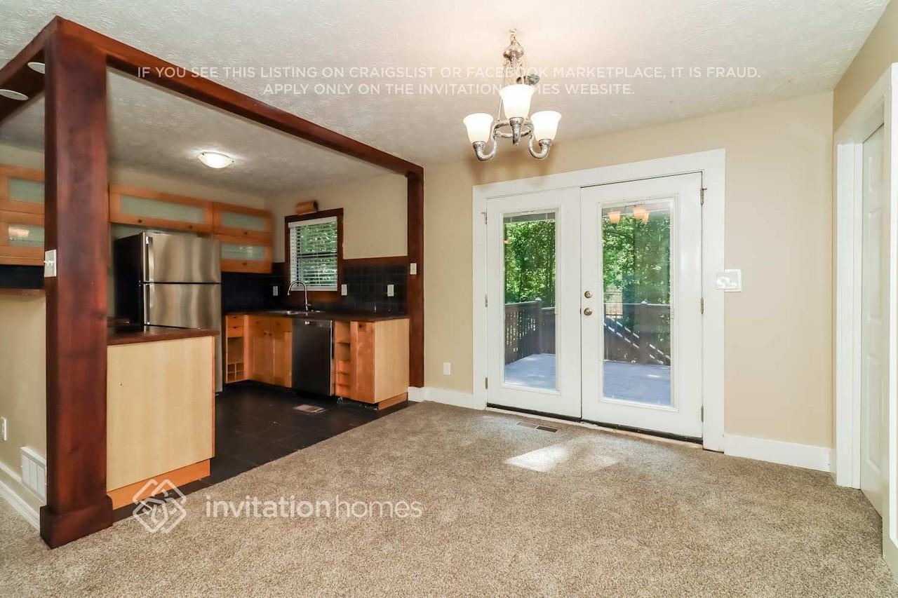 501 Victoria Rd - Photo 7 of 18
