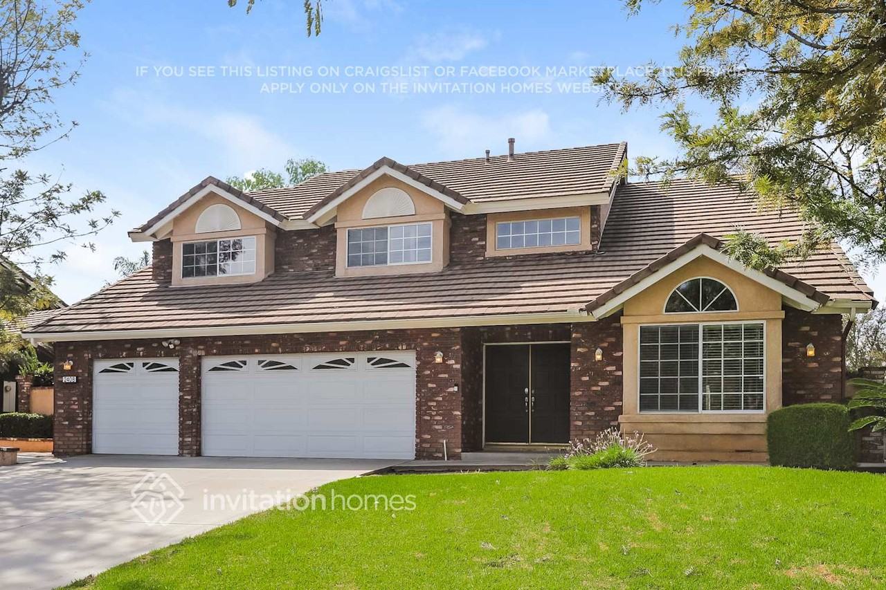 2408 Independence Cir - Photo 4 of 18