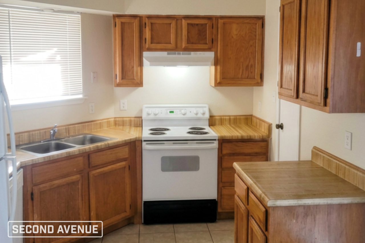 4311 Dayflower Dr - Photo 2 of 13