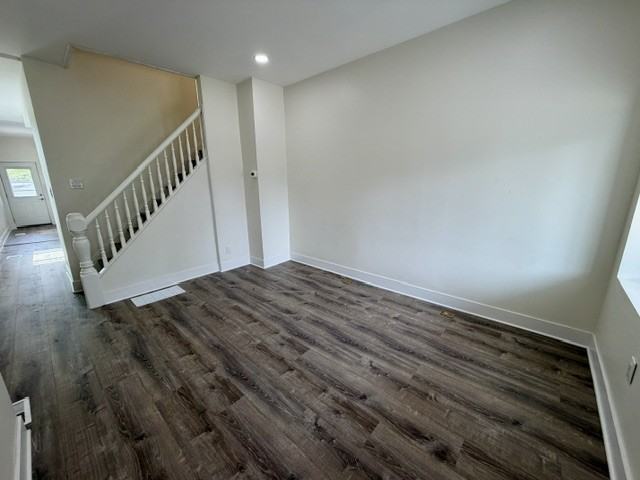 811 Farragut St #1 - Photo 4 of 17