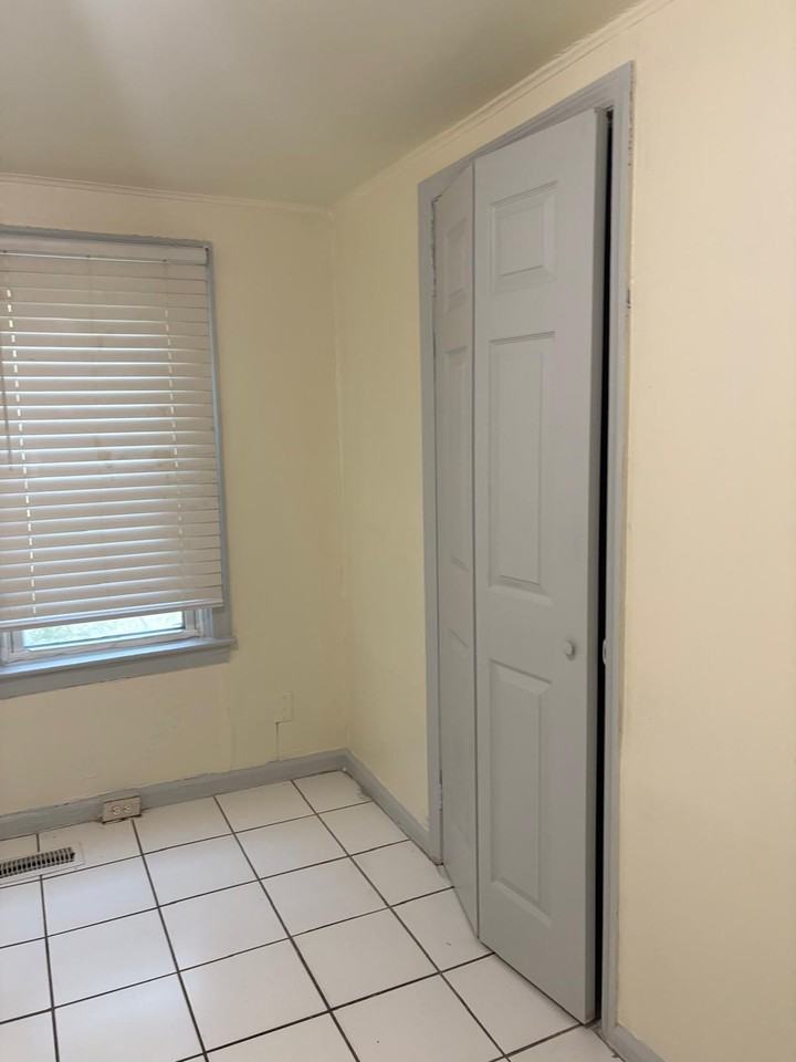4249 Marion Ave #1 - Photo 2 of 13