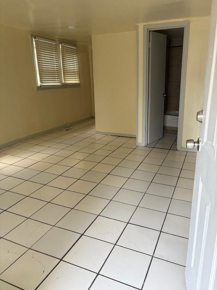 4249 Marion Ave #1 - Photo 3 of 13