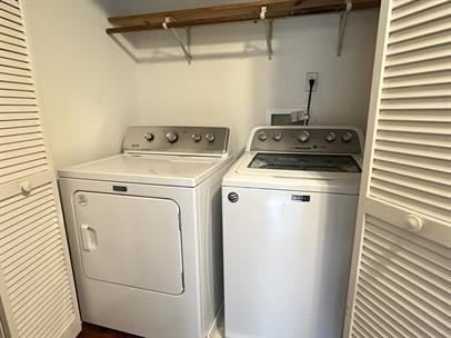 1031 Abell Cir #NA - Photo 5 of 16