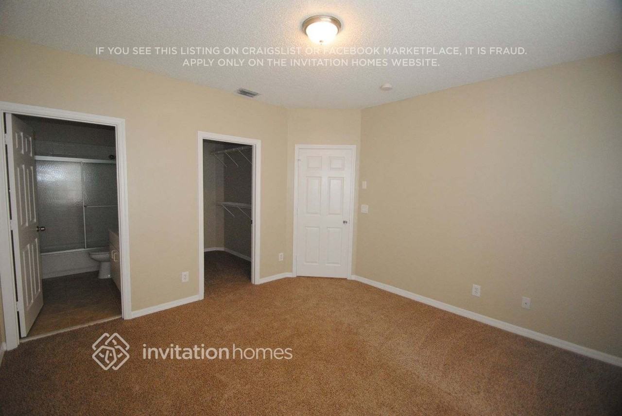 16147 Emerald Cove Rd - Photo 4 of 7