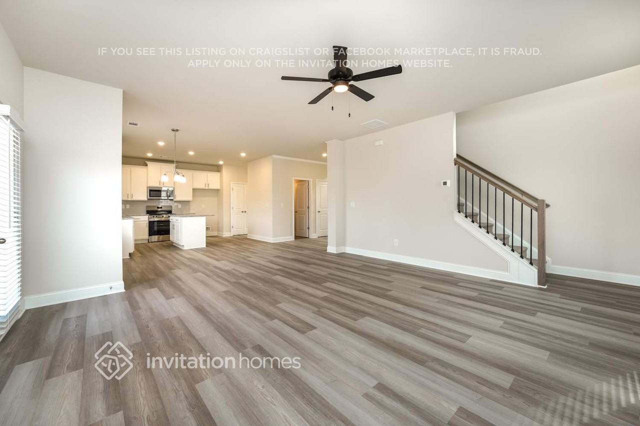 263 Katherine St - Photo 6 of 22