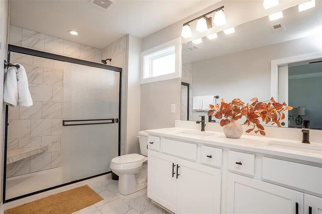 3217 Lakeview Dr Se #1 - Photo 5 of 10