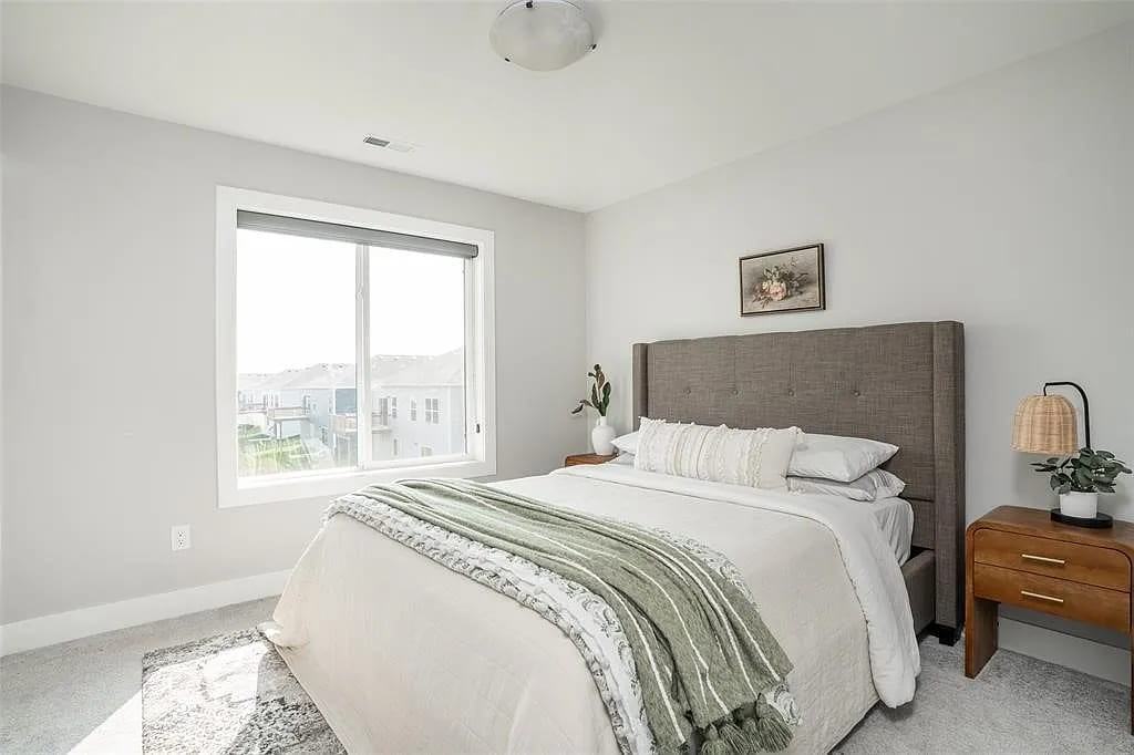 3217 Lakeview Dr Se #1 - Photo 7 of 10