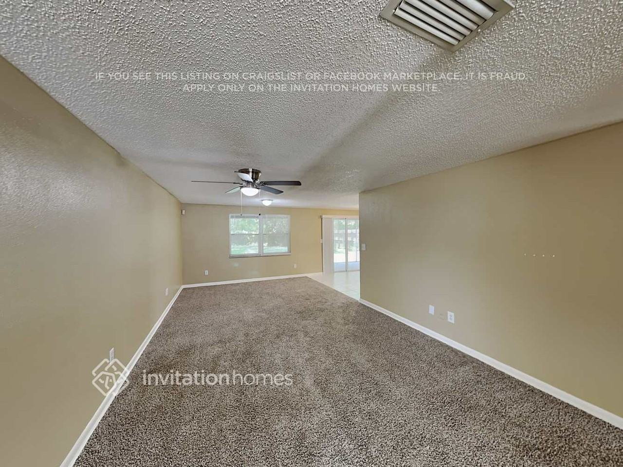 2808 Cedaridge Dr - Photo 3 of 18