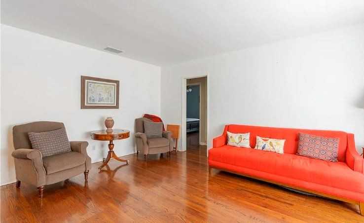 10703 Clancey Ave #1 - Photo 3 of 10