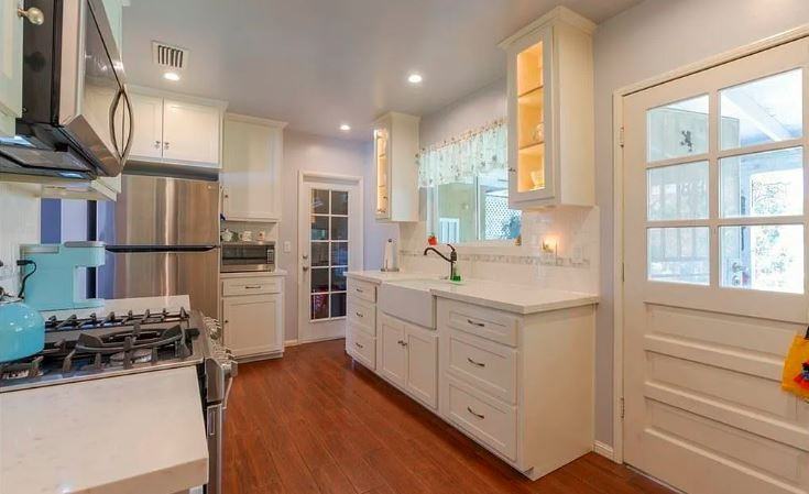 10703 Clancey Ave #1 - Photo 4 of 10