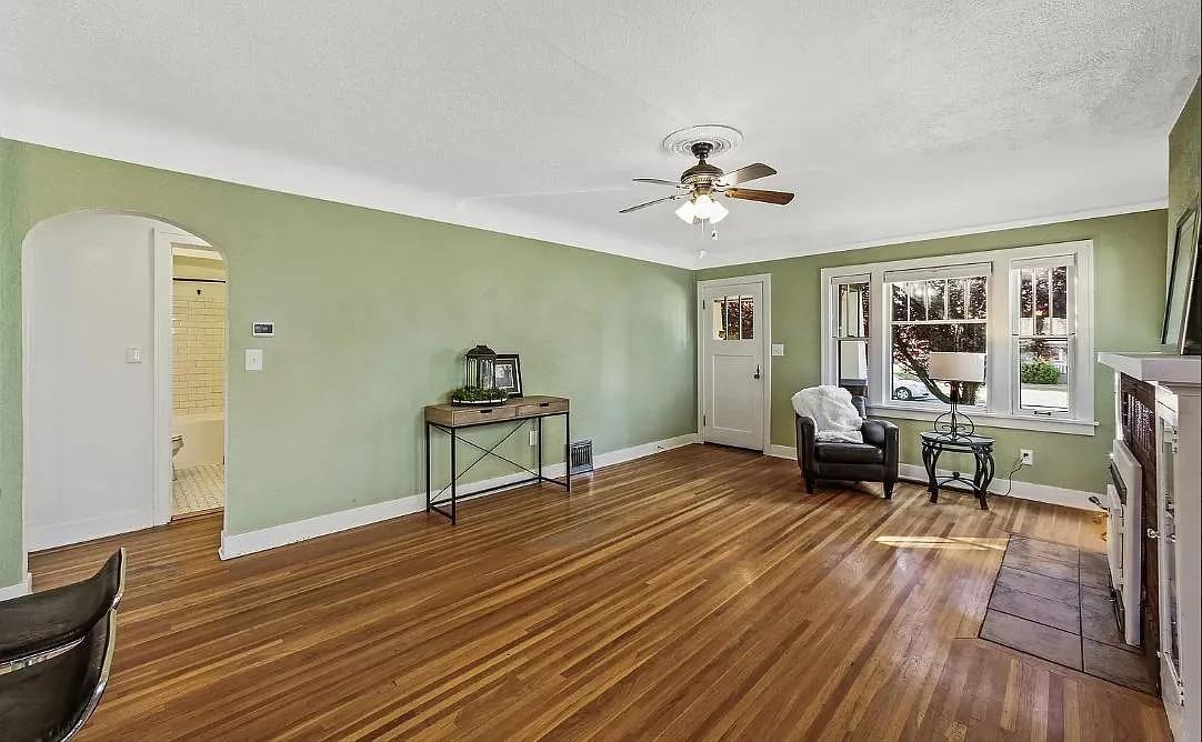 1224 W Cleveland Ave #1 - Photo 2 of 28