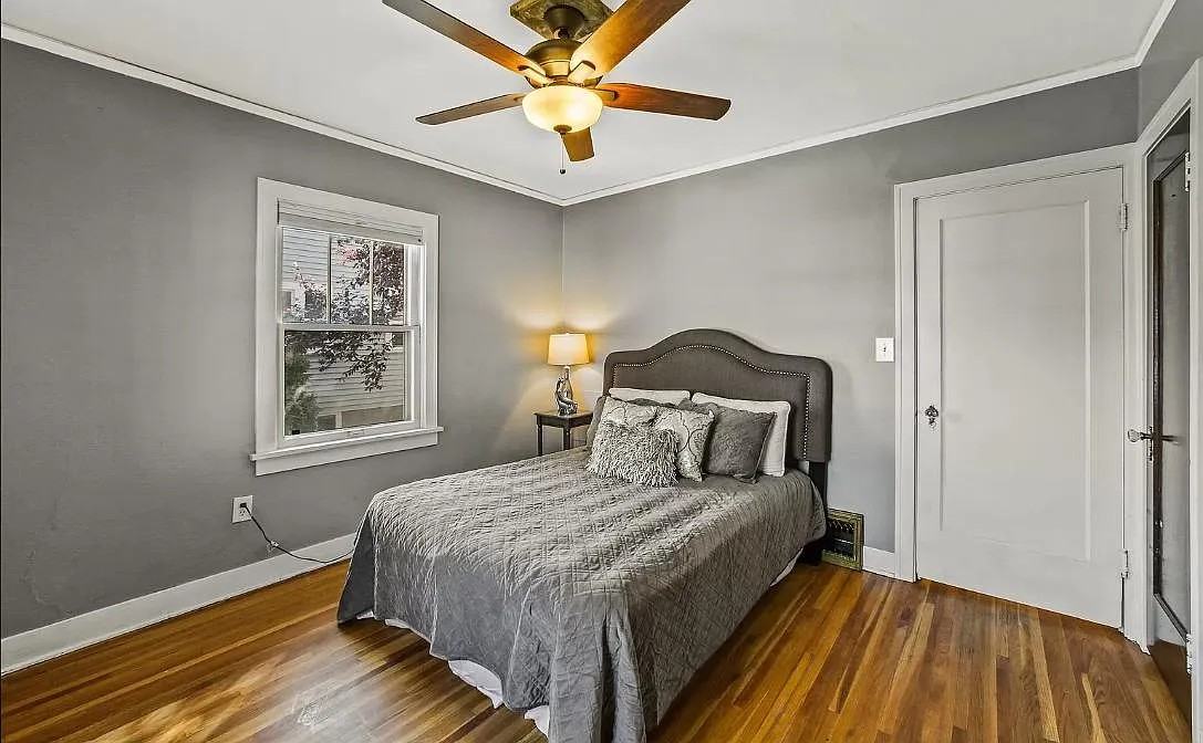 1224 W Cleveland Ave #1 - Photo 4 of 28