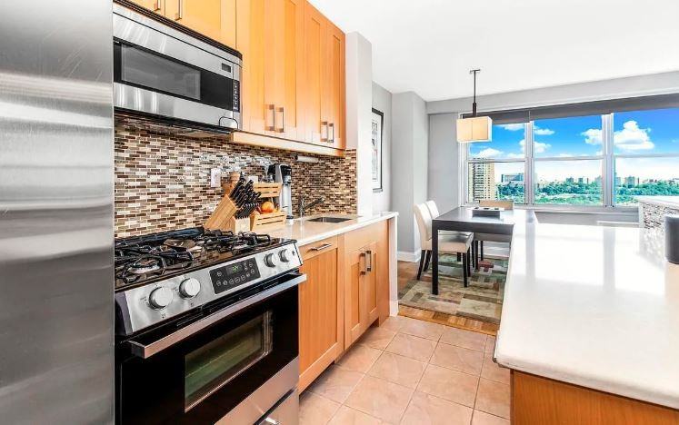 555 Kappock St #15U - Photo 5 of 10