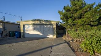 28368 Rochelle Ave - Photo 1 of 1
