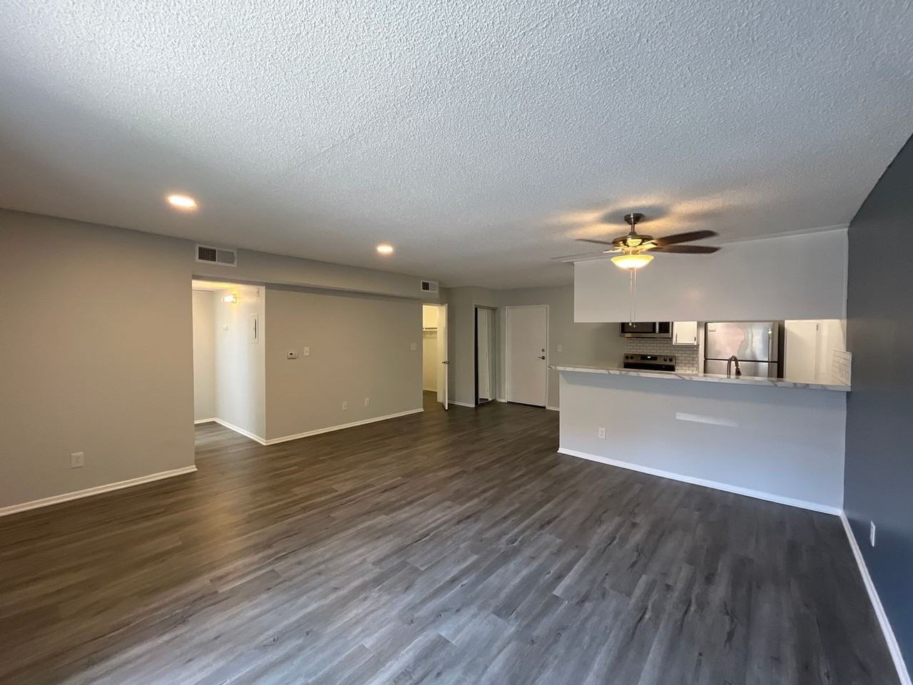 951 S. Oxford - Photo 7 of 18