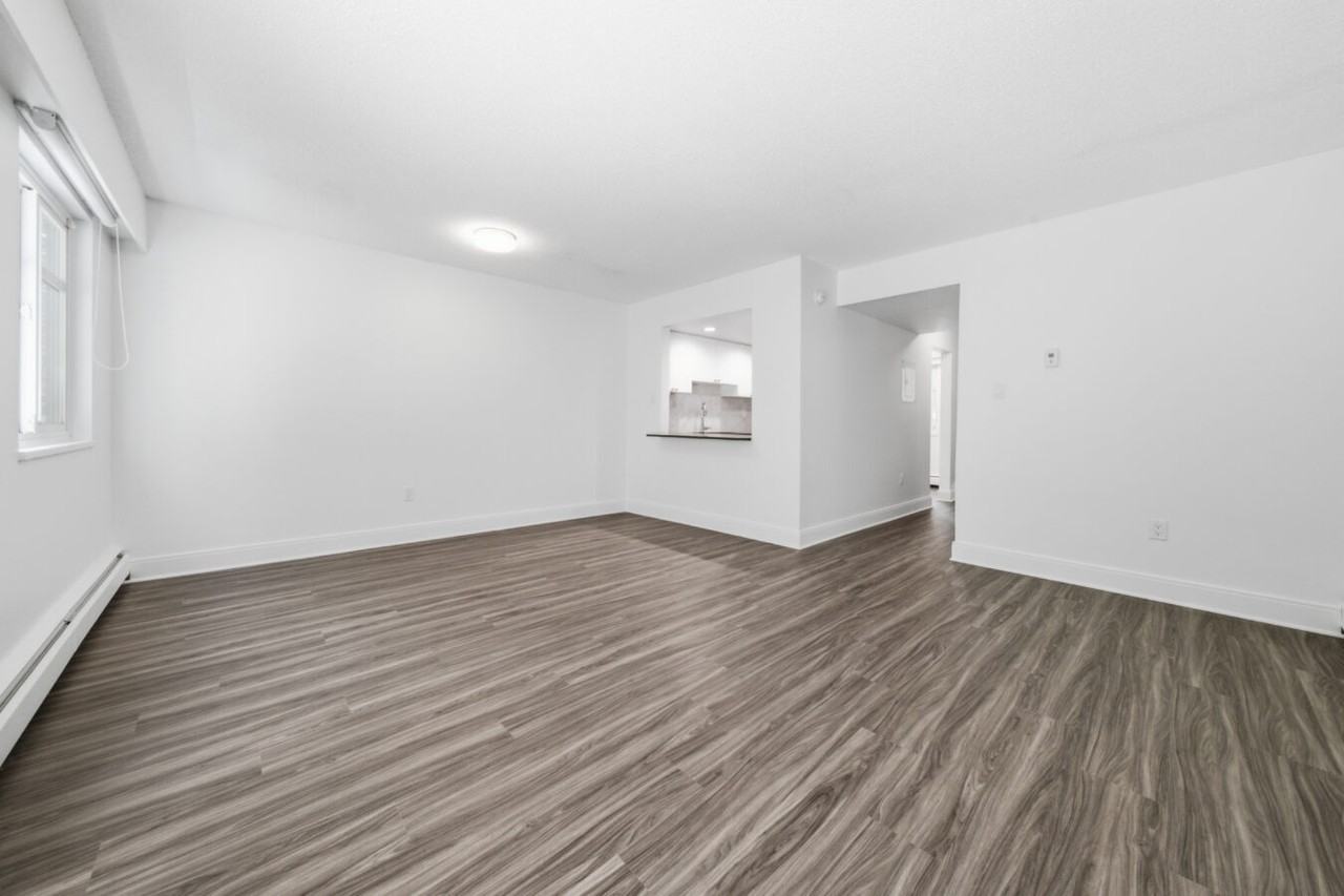 Twin Lakes Townhomes - Photo 4 of 43