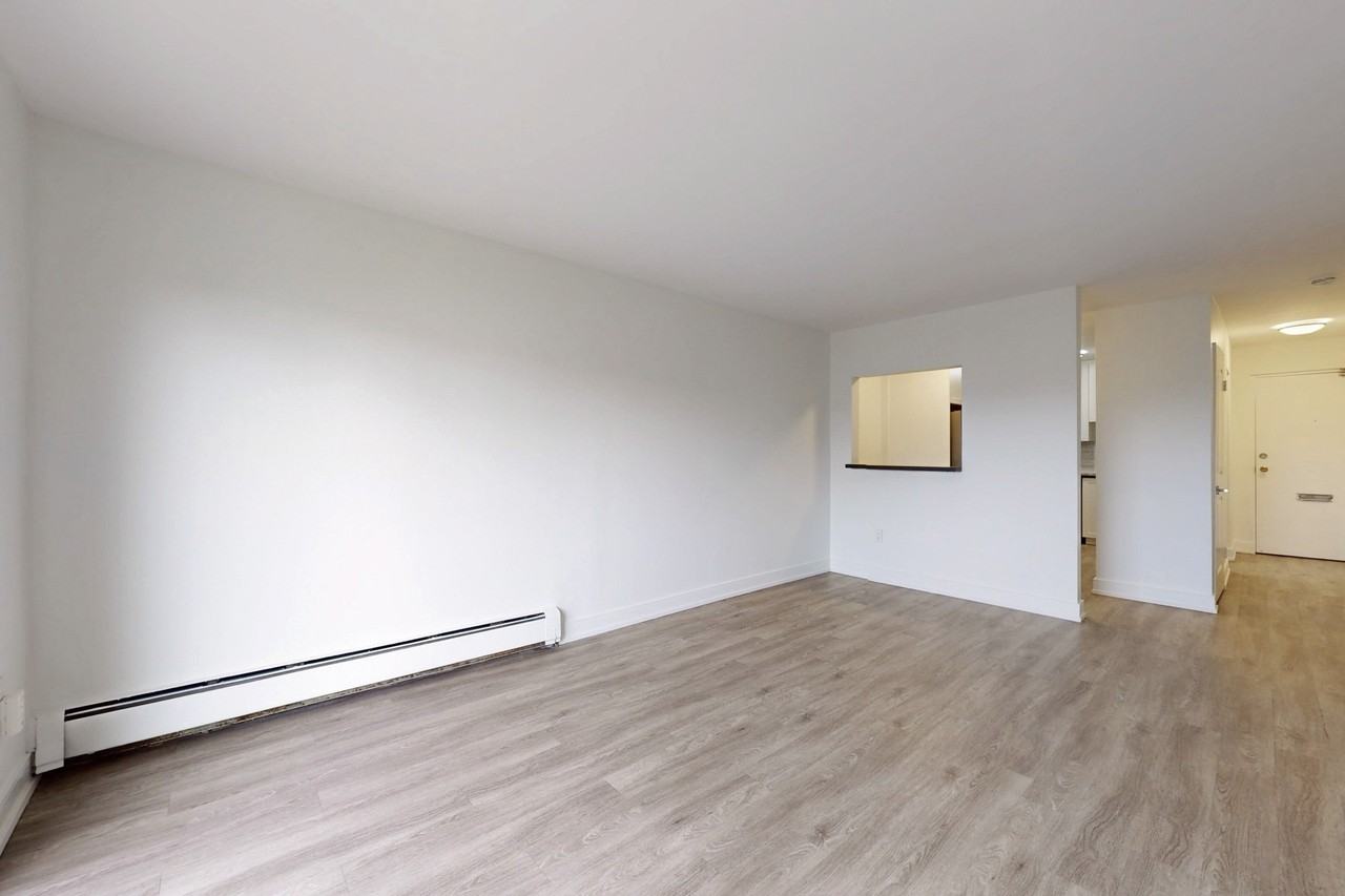 540 PROUDFOOT LANE - Photo 6 of 10