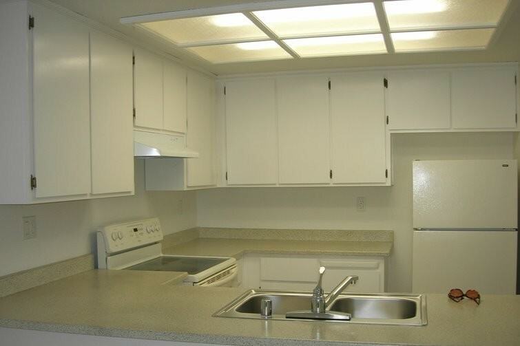 Lazzini Ave #1932C - Photo 2 of 7
