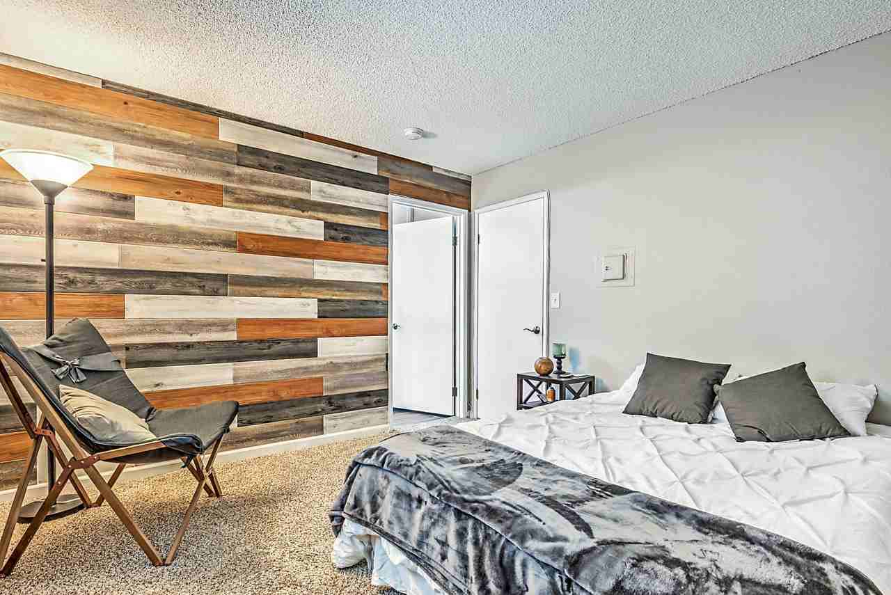 Del Amo Place Apartments - Photo 5 of 43