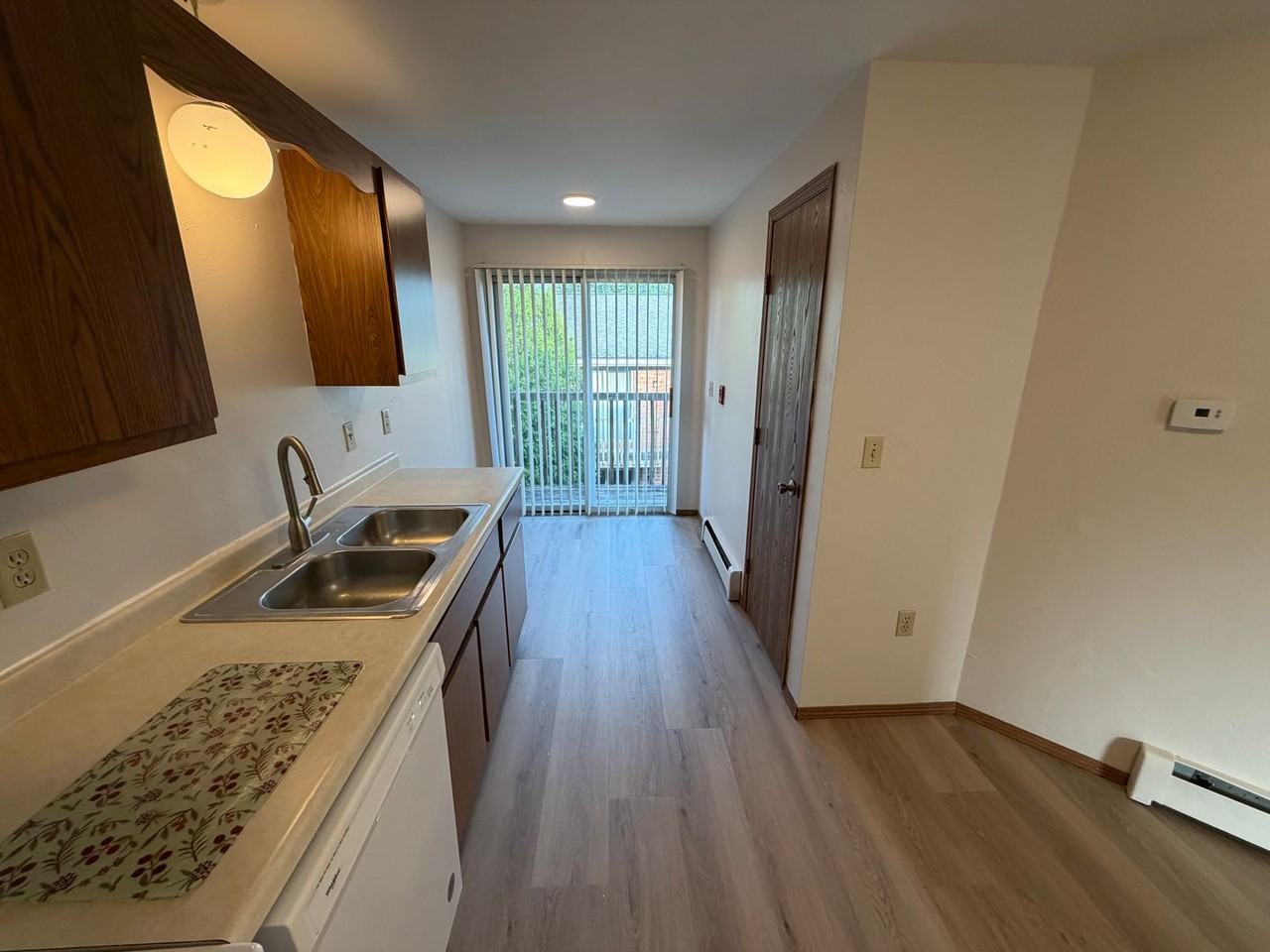 2677 Humboldt Rd - Photo 6 of 13