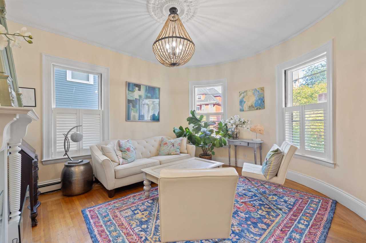 20 Mellen St #1 - Photo 3 of 25