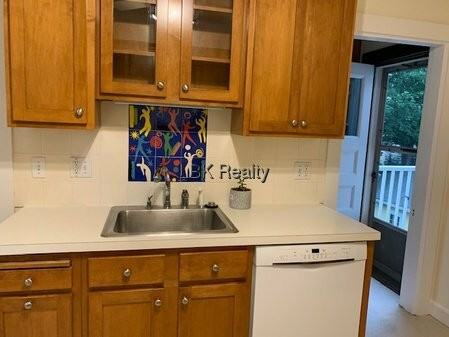 12 Madison Ave - Photo 6 of 15
