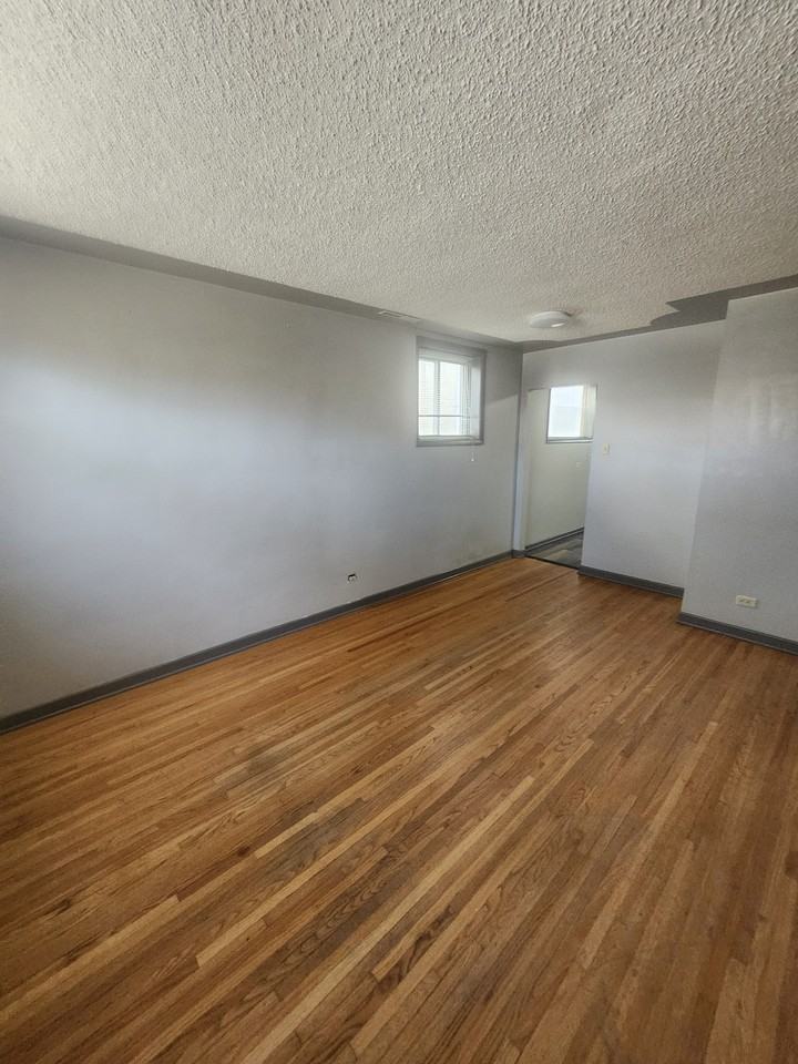 4728 Stanley Rd Sw - Photo 3 of 8