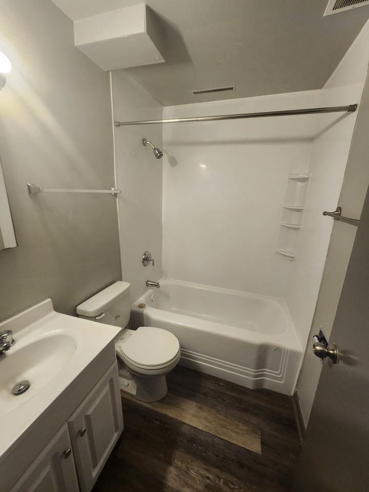 4728 Stanley Rd Sw - Photo 6 of 8