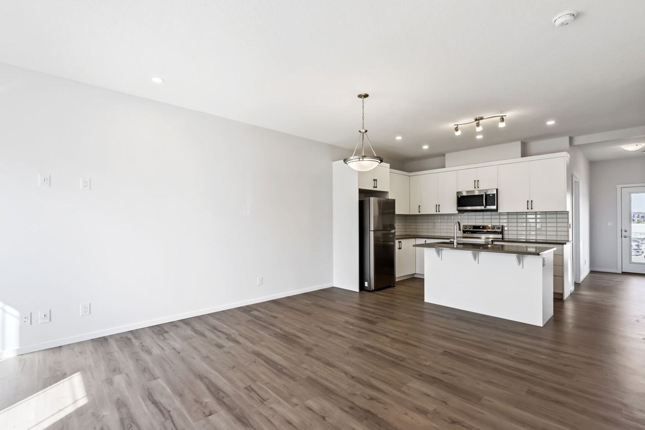 95 Carringford Rd Nw - Photo 4 of 16
