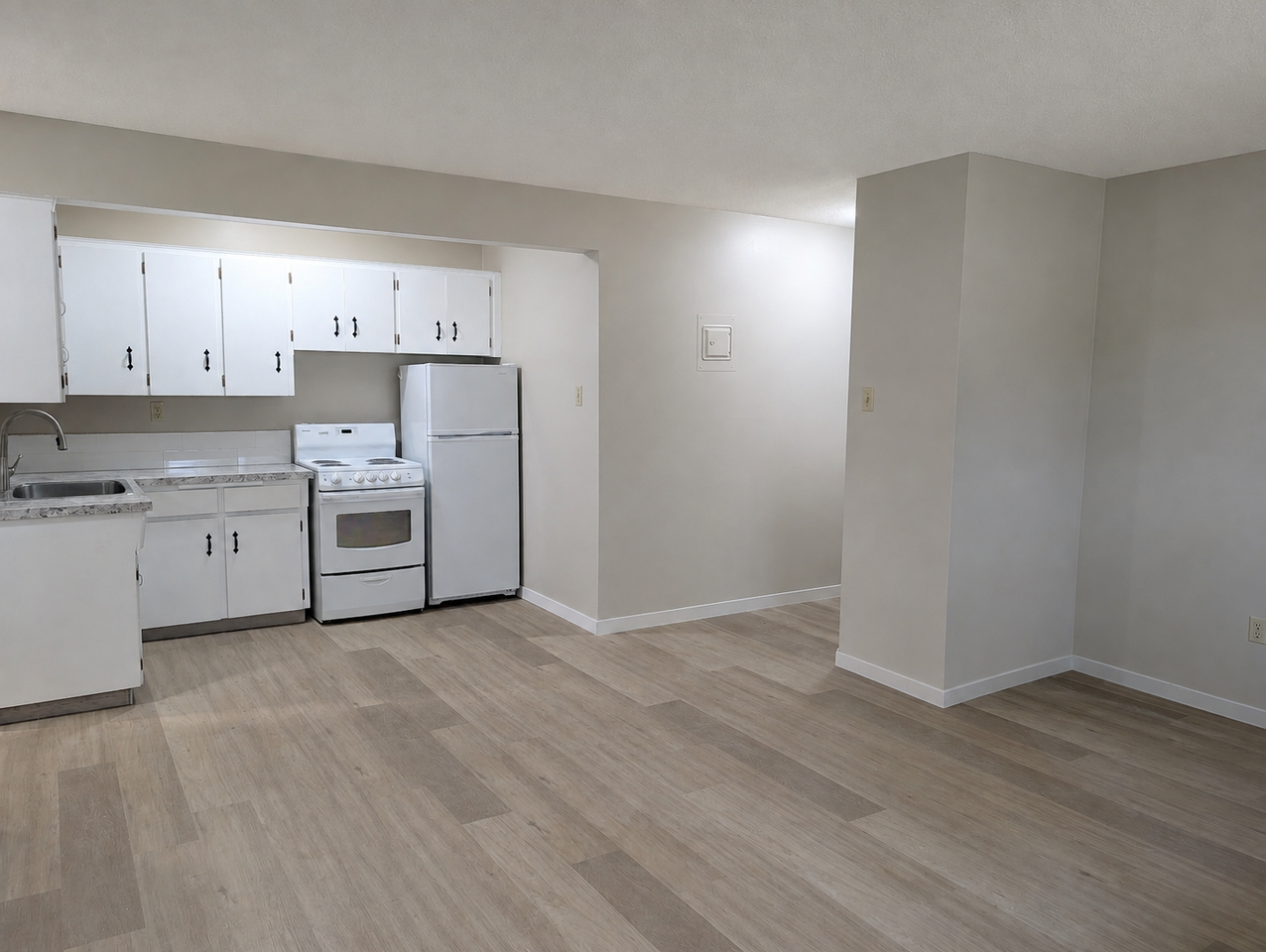 7850 8 Ave Sw - Photo 3 of 10