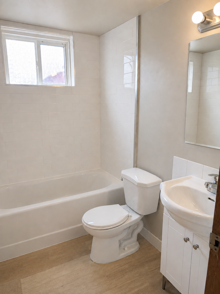 7850 8 Ave Sw - Photo 6 of 10
