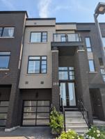 featured image of 109 Laskin Dr