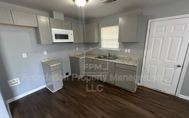 6425 Patmore Rd - Photo 3 of 18