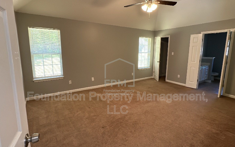 10066 Nolton Cir - Photo 7 of 13