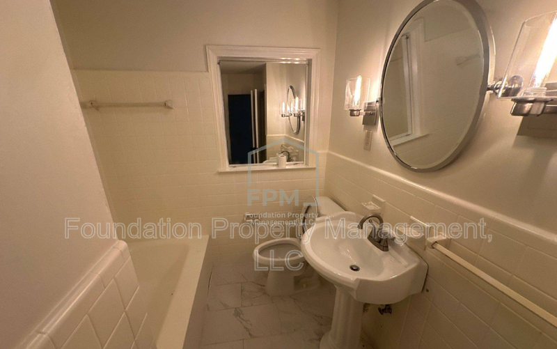 1169 Dearing Rd - Photo 7 of 12