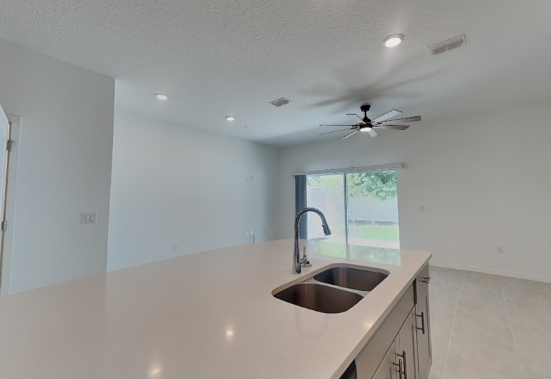 4830 Revolutionary Way - Photo 5 of 28