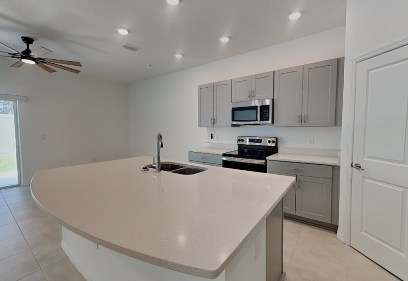 4830 Revolutionary Way - Photo 6 of 28