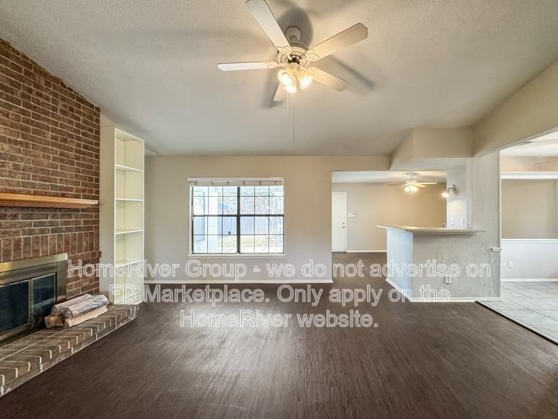 1644 Craig Dr - Photo 3 of 23