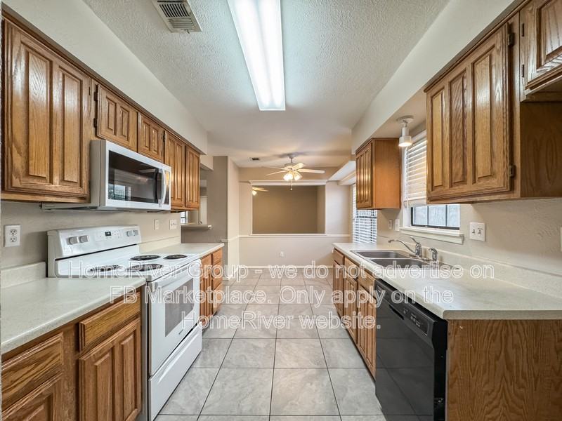 1644 Craig Dr - Photo 7 of 23