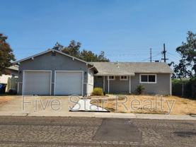 1734 Harris St - Photo 1 of 1