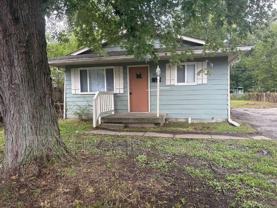 3030 Roberta Dr - Photo 1 of 1